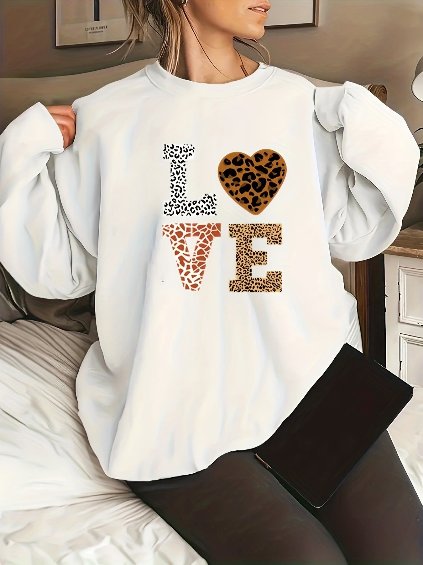 Pull à col rond imprimé léopard Love grande taille pour filles