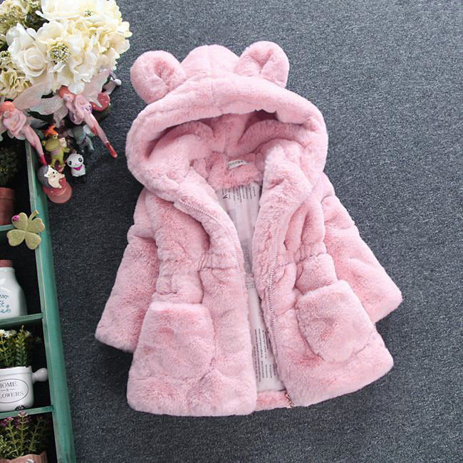 Un manteau de fourrure pour l'automne/hiver