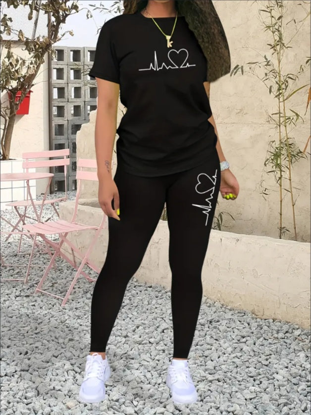 Women's Alphabet Printed Round Neck T-Shirt And Leggings Set