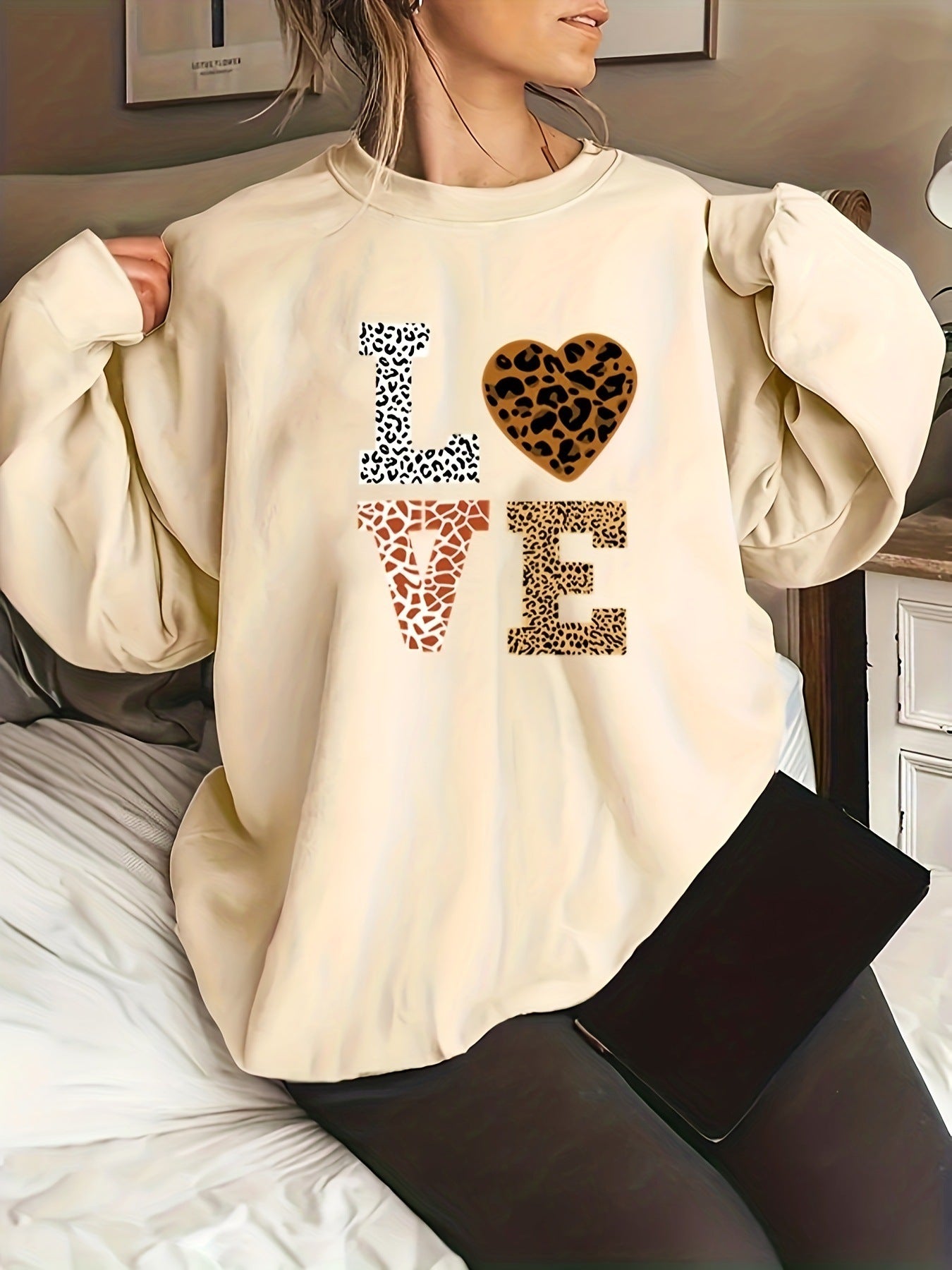 Pull à col rond imprimé léopard Love grande taille pour filles