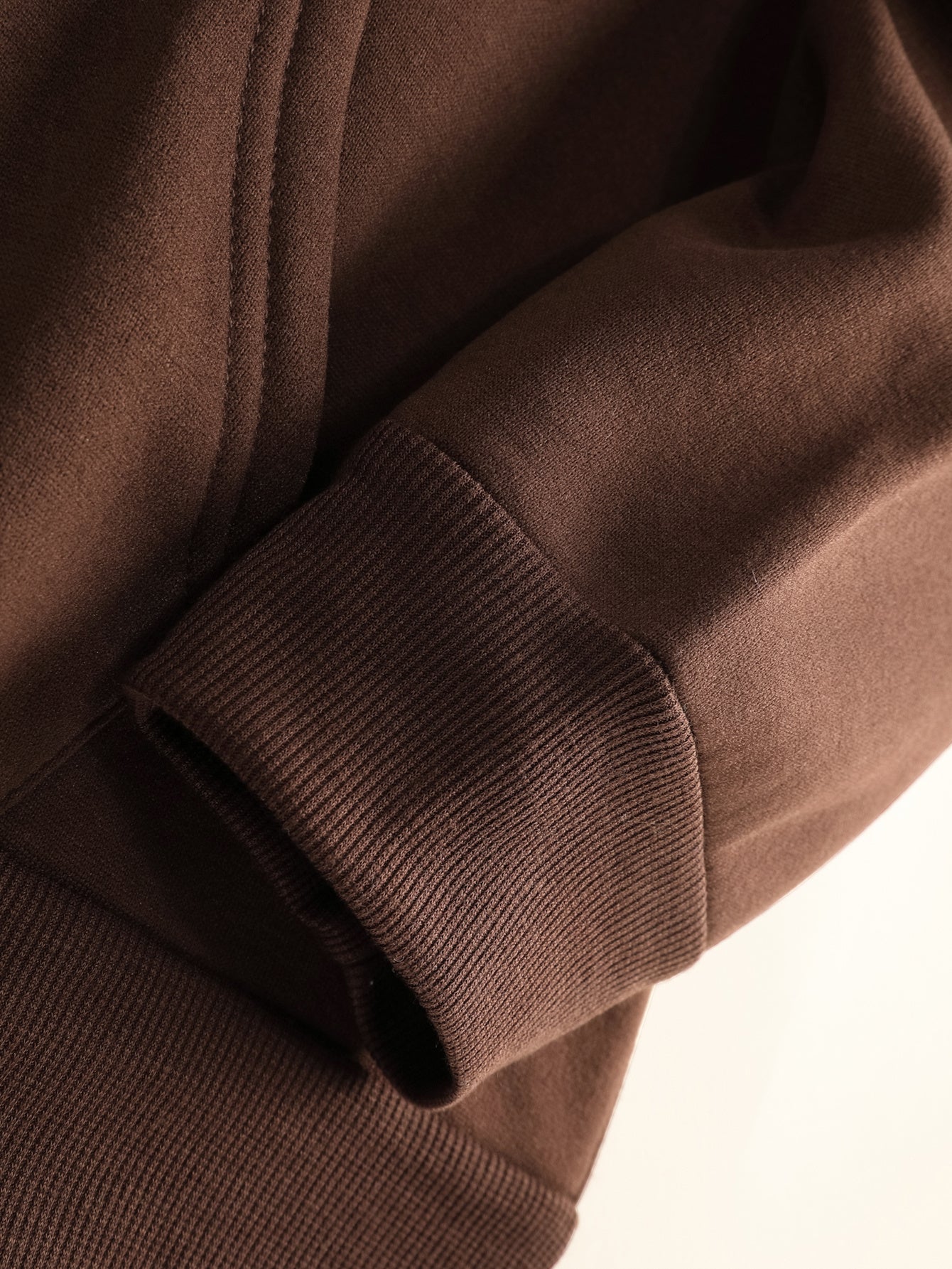 Men’s Spanish-Themed Hooded Sweatshirt "Lois" & Spanish Text Print, White Casual Pullover Hoodie, Relaxed Fit, All-Season Wear