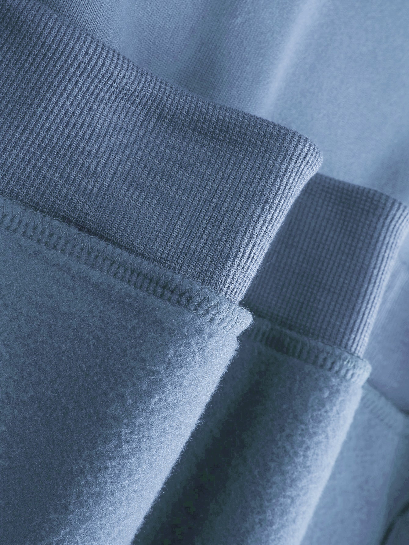 Men’s Spanish-Themed Hooded Sweatshirt "Lois" & Spanish Text Print, White Casual Pullover Hoodie, Relaxed Fit, All-Season Wear